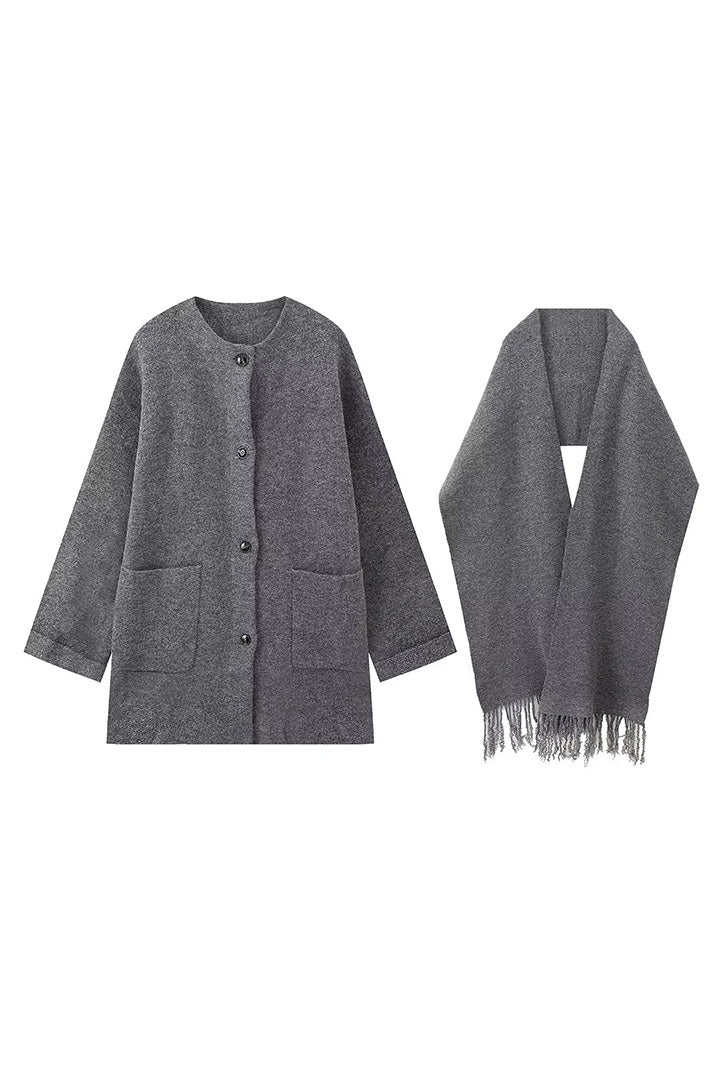 Oversized Wool Coat | Cozy & Chic | Perfect for Cold-Weather Styling