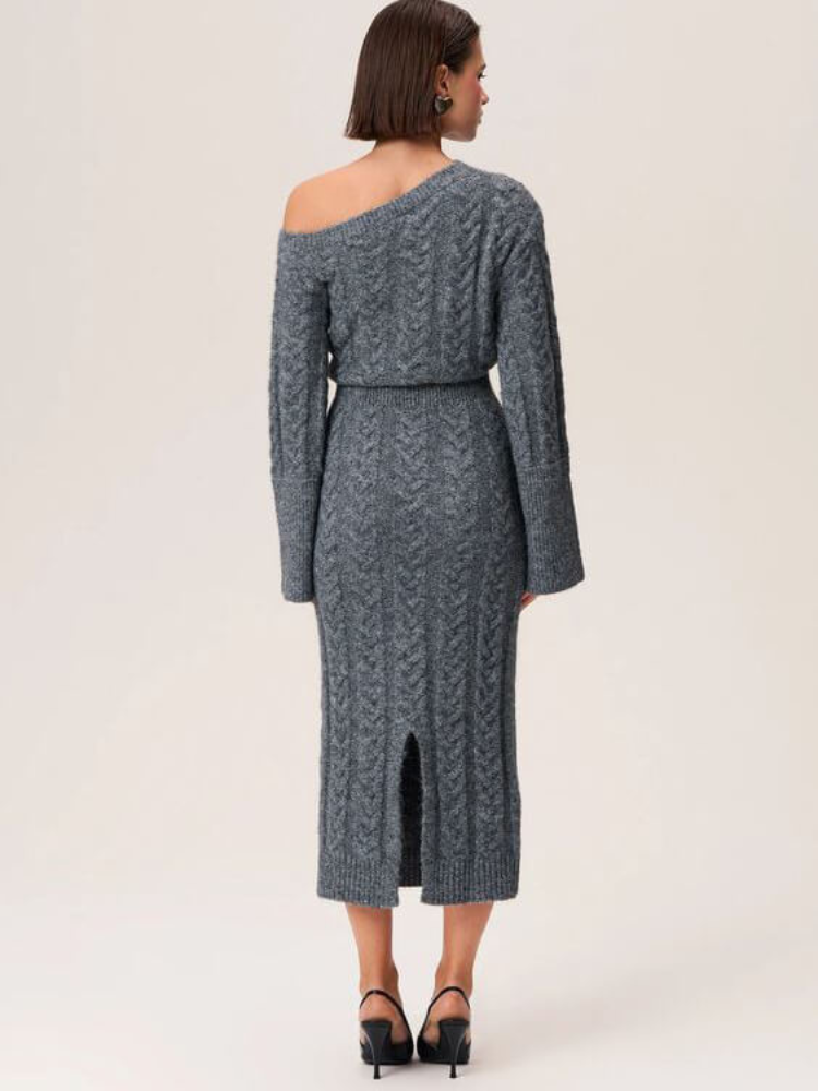 Delilah | Women’s Knitted Midi Dress