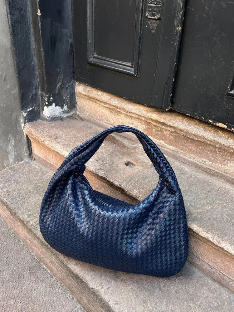 Alva | Women’s Tote Bag | Timeless