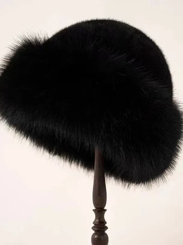 Christine | Women’s Elegant Fur Hat | Timeless & Luxurious