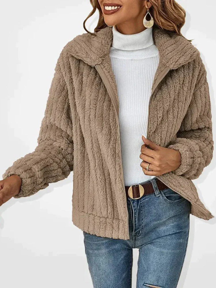 Anton | Women’s Vest | Long Fleece Collar Style