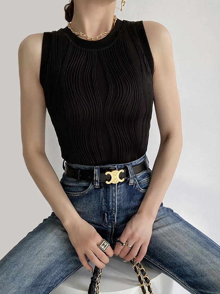 Nola | Women’s Tank Top | Textured Fitted Minimal