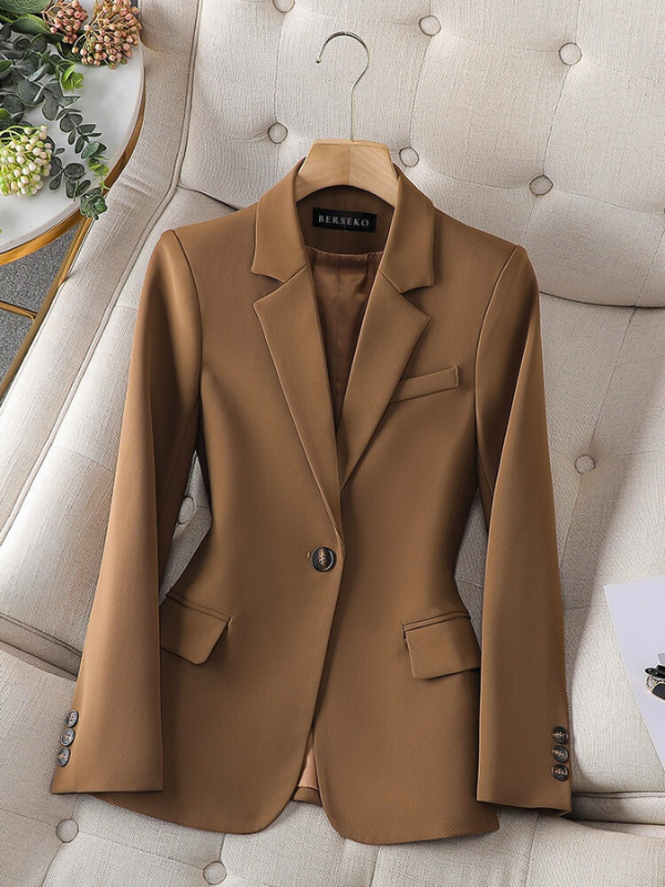 Aileen | Women's Blazer | Tailored