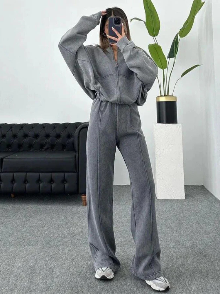 Romi | Women’s Tracksuit Set | Comfy-Chic
