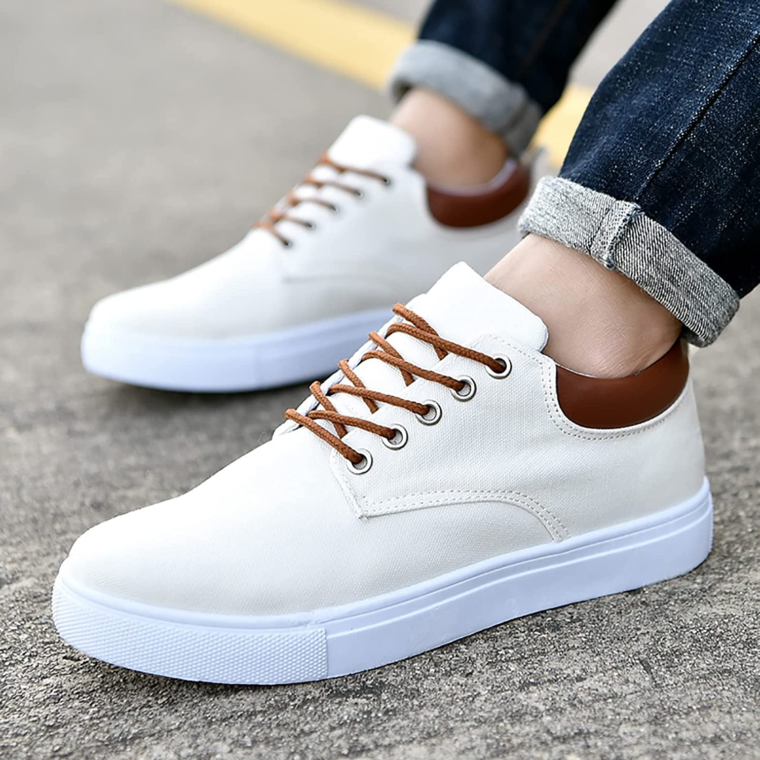 Men’s Casual Shoes - Lace-Up Design with Contrast Sole