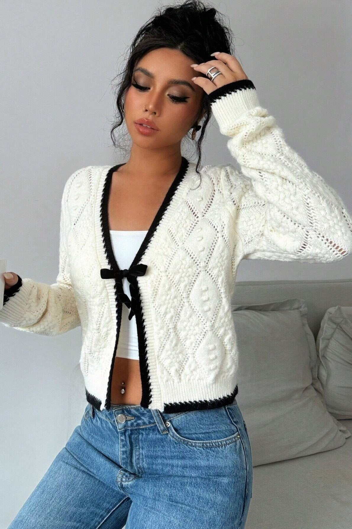 Cropped Knit Cardigan | Contrast Tie Front | Elegant & Cozy