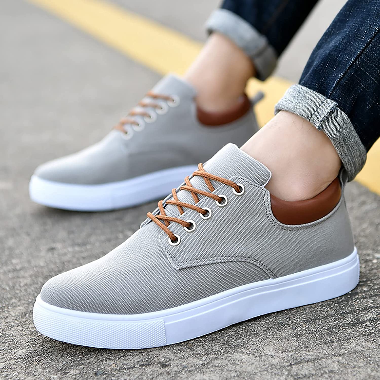 Men’s Casual Shoes - Lace-Up Design with Contrast Sole