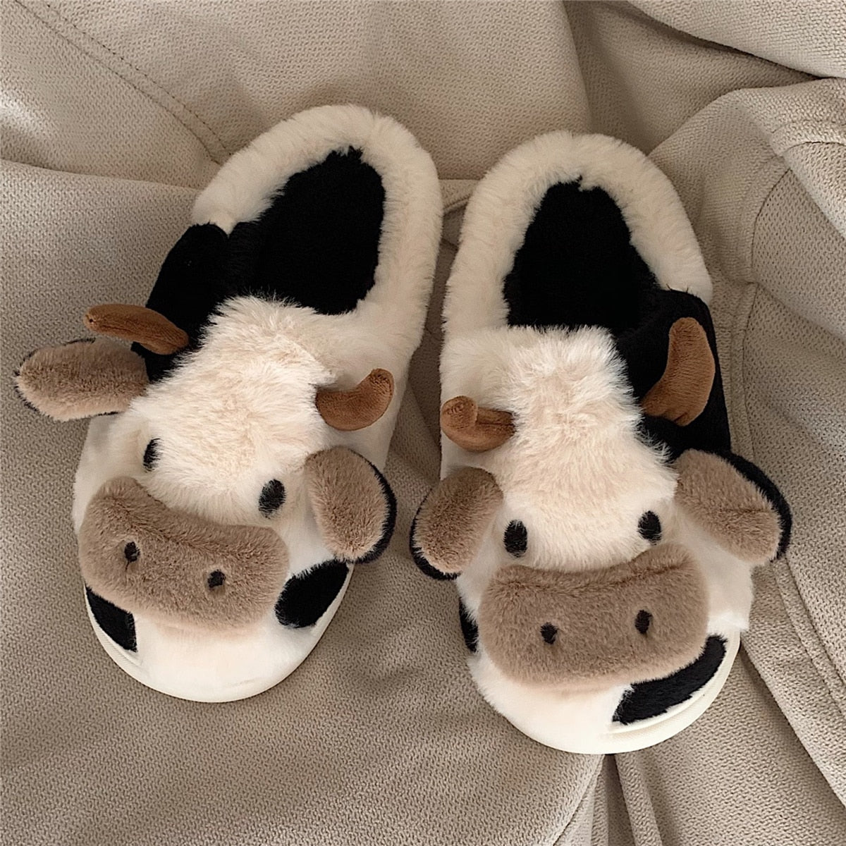 Unisex Animal Slippers – Soft Indoor Footwear