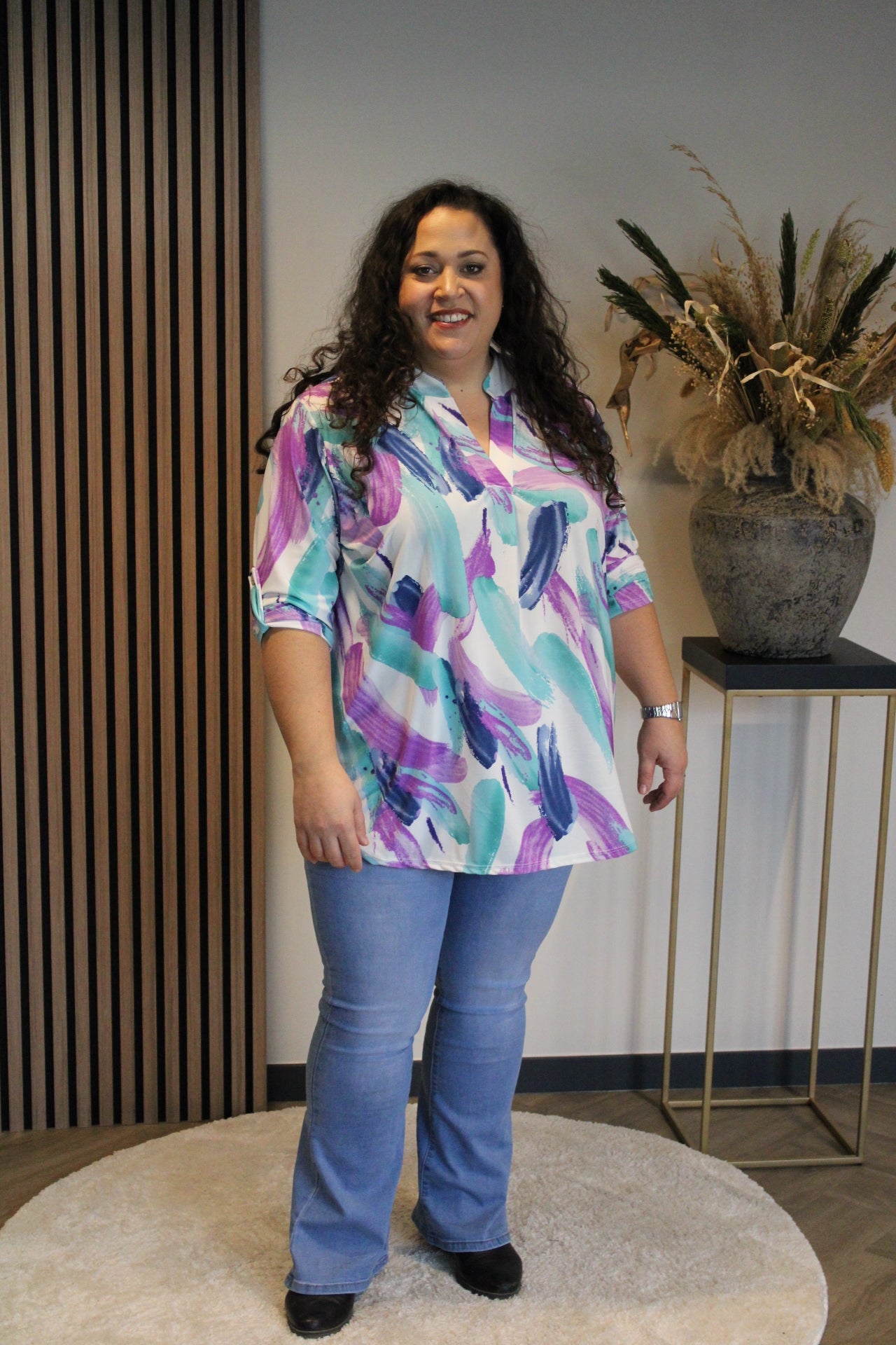 Women's Flared Leg Jeans – Classic Design