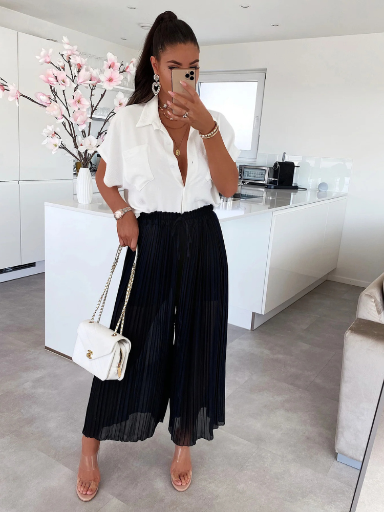 Mira | Women’s Trousers | Pleated Black