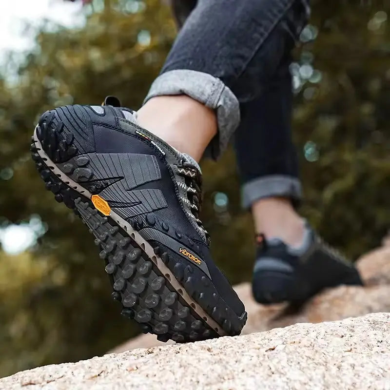 Hiking boots for men and women – lace-up outdoor boots