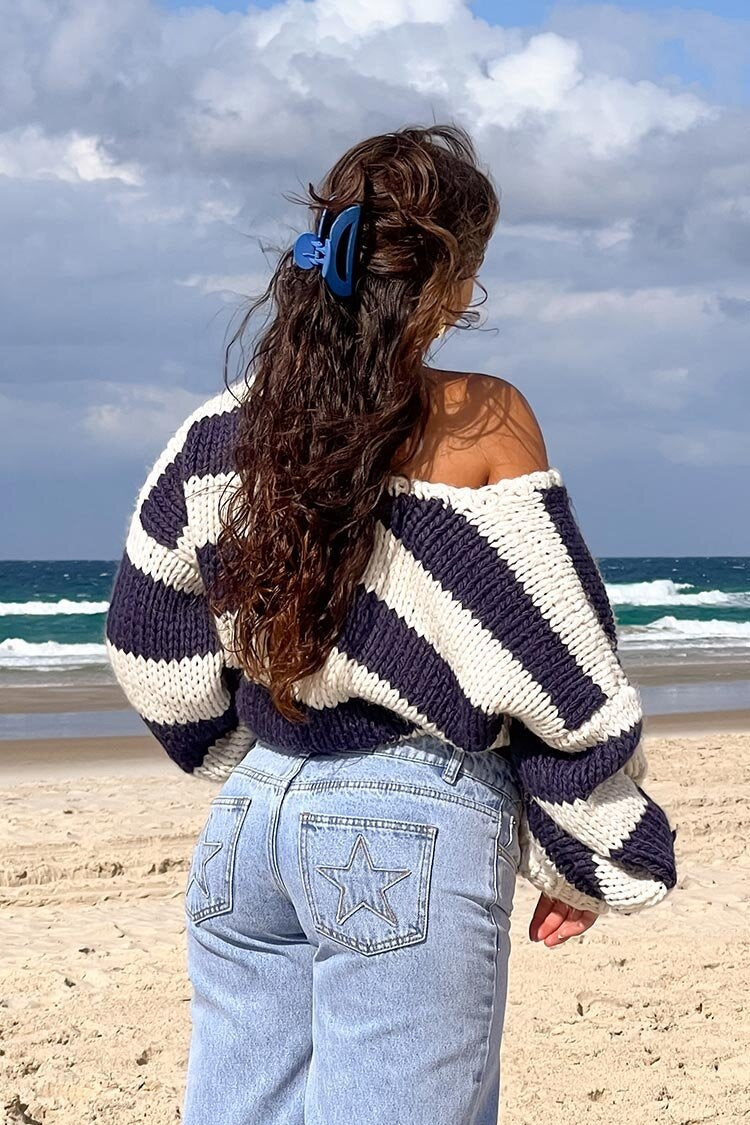 Oversized Striped Sweater | Off-Shoulder | Cozy & Stylish