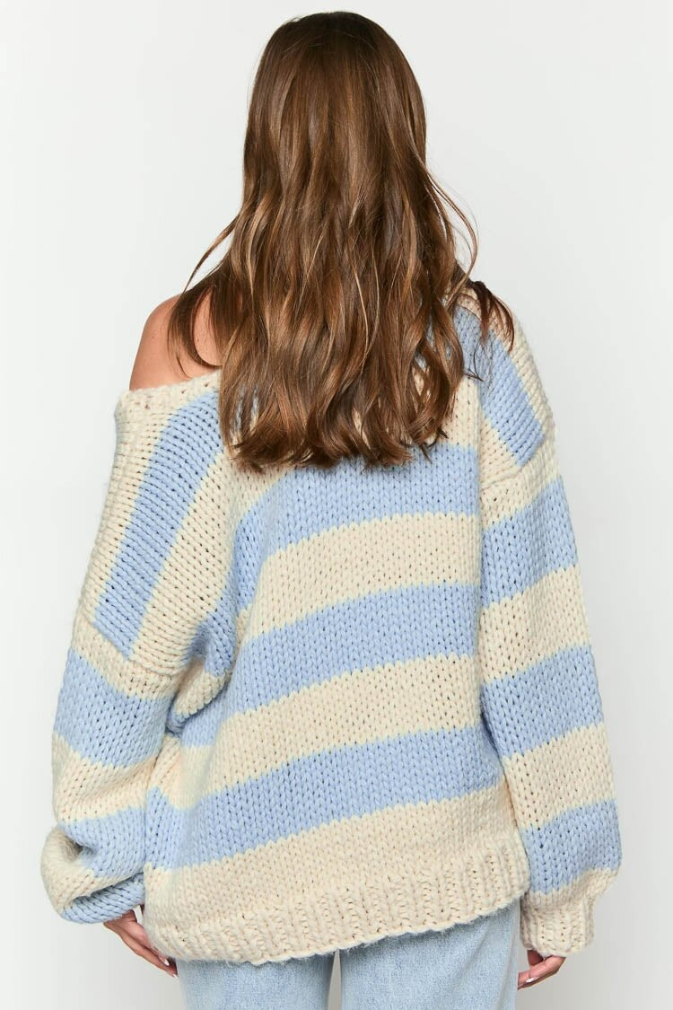 Oversized Striped Sweater | Off-Shoulder | Cozy & Stylish