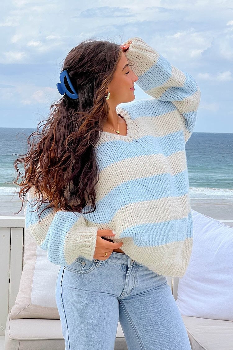 Oversized Striped Sweater | Off-Shoulder | Cozy & Stylish