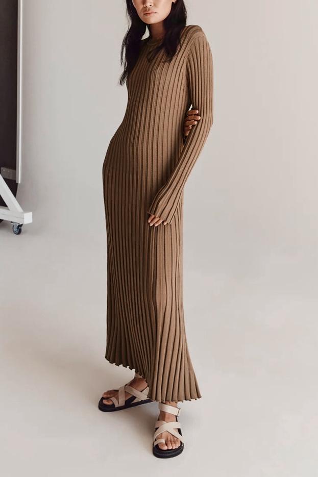 Ribbed Knit Maxi Dress | Elegant | Pleated Long Sleeve