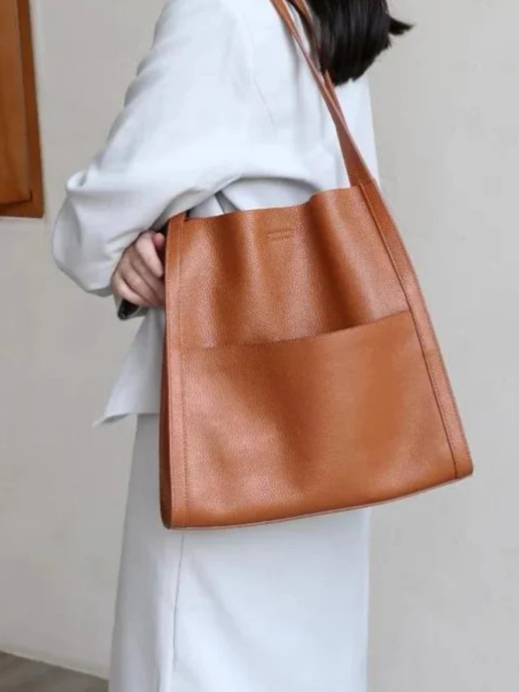 Vivienne | Women’s Leather Bag | Classic Spacious Design