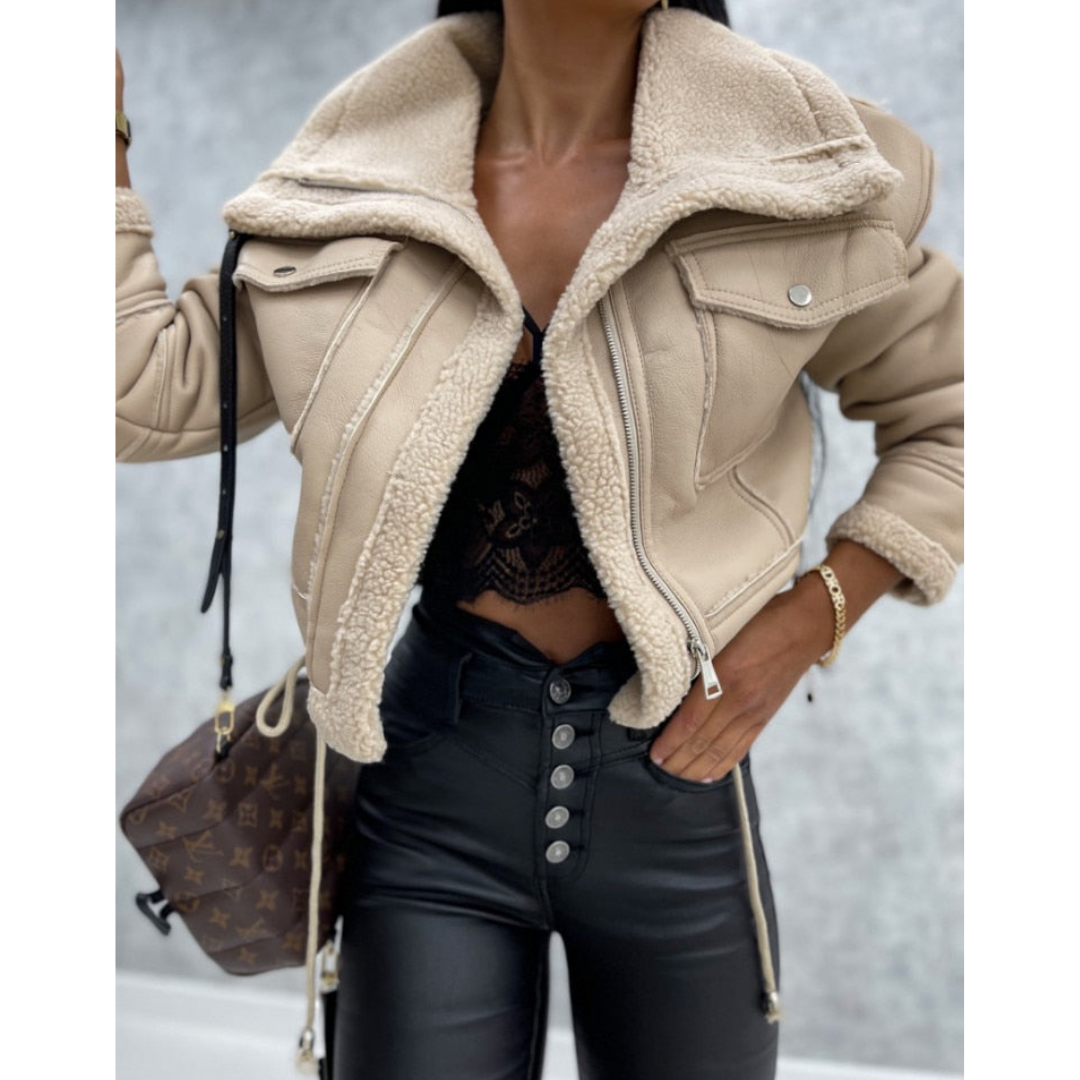 Women's Short Jacket – Coat with a Modern Cut