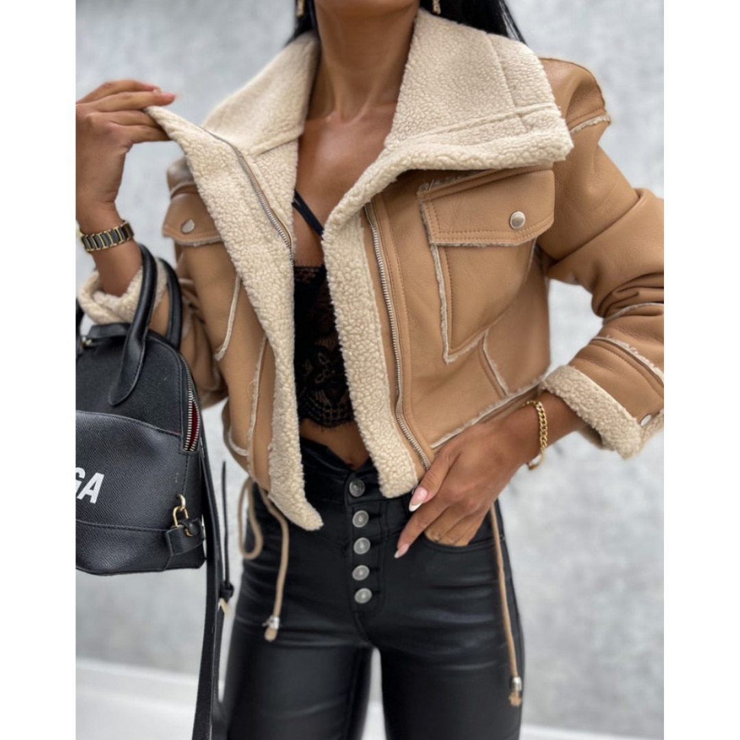 Women's Short Jacket – Coat with a Modern Cut