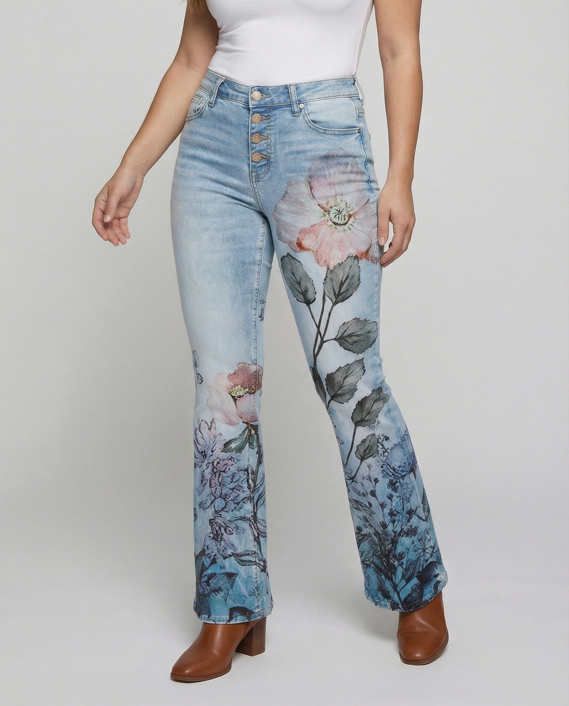 Elmirra - Womens Flared Jeans With Four Button Detail