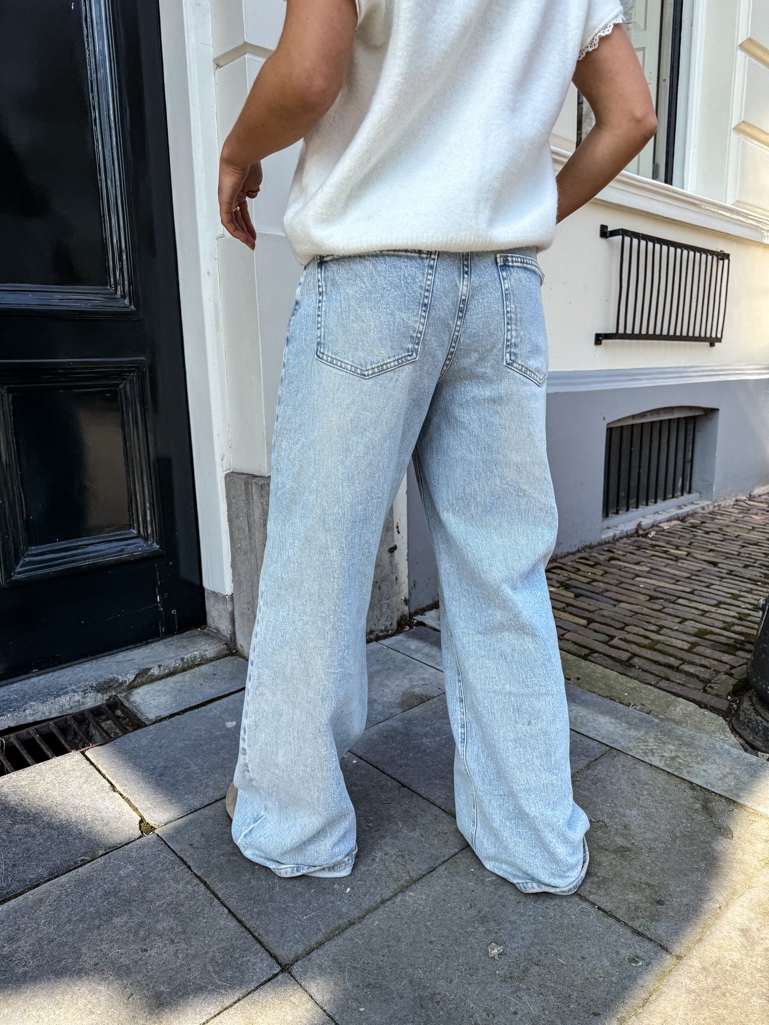 Women's Jeans – Wide Leg Style