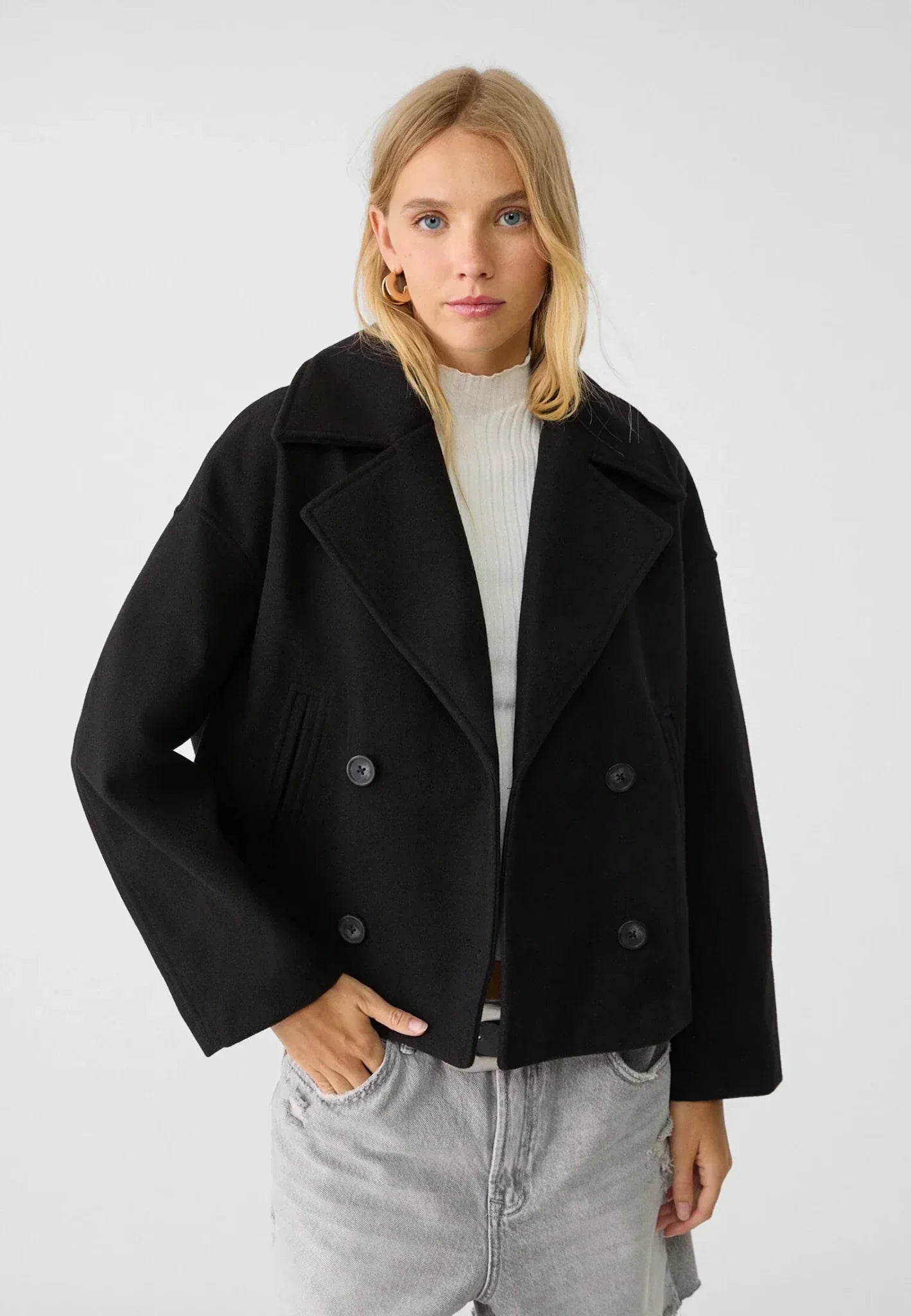 Valerienne – Women’s Cropped Double Breasted Jacket
