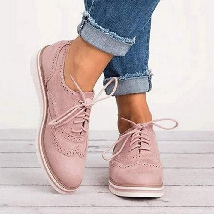 Women’s Brogue Trainers – Lace-Up Low-Top Design