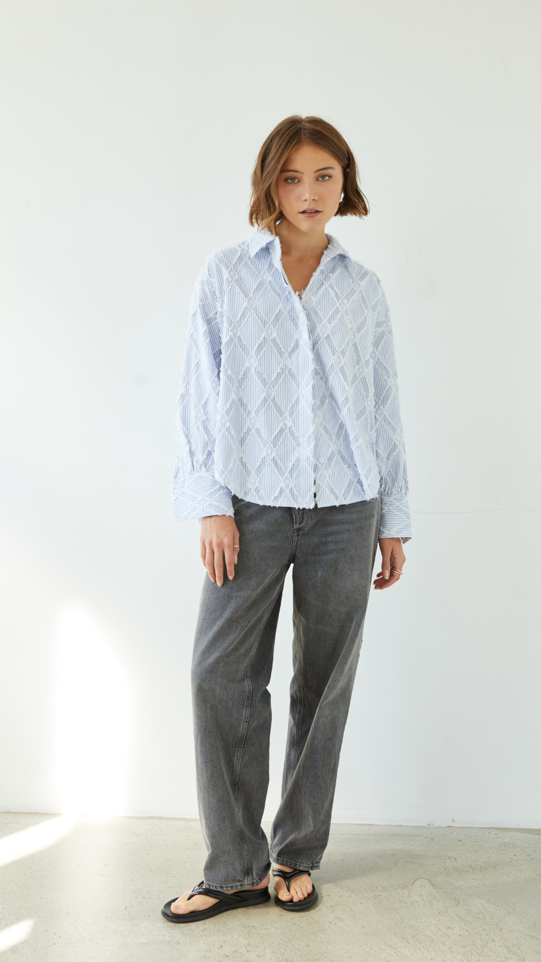 Women's shirt – striped pattern