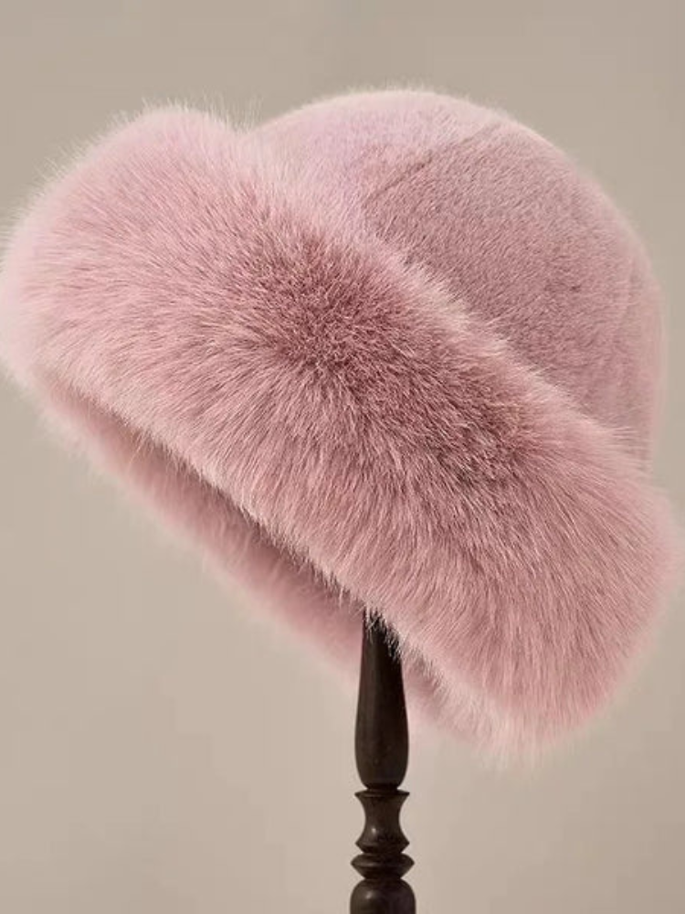 Christine | Women’s Elegant Fur Hat | Timeless & Luxurious