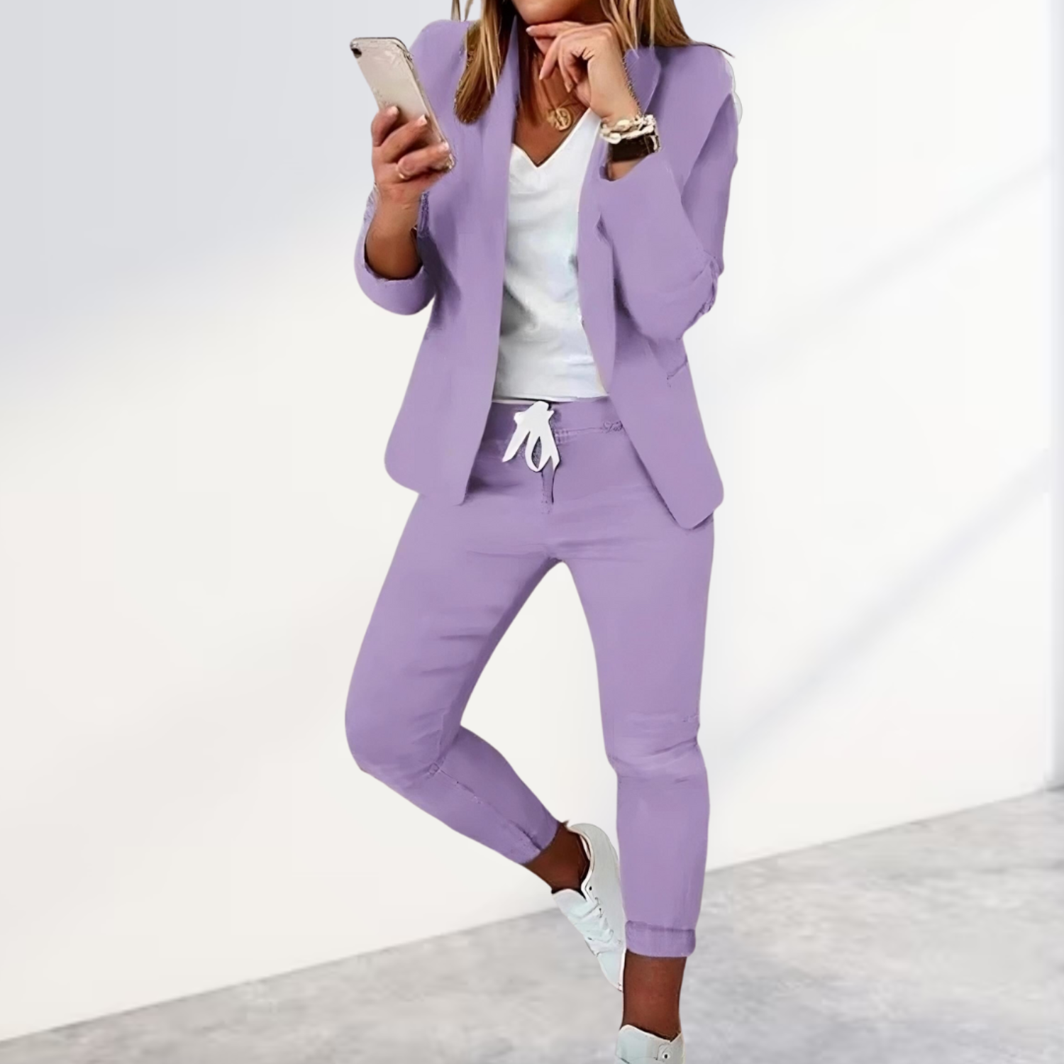 Evanthe – Women’s Blazer And Trouser Set