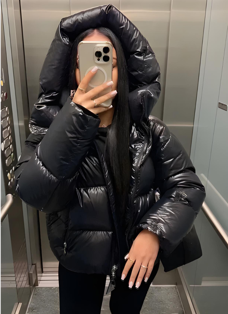 Women's Puffer Jacket - Slim Fit for Cold Days