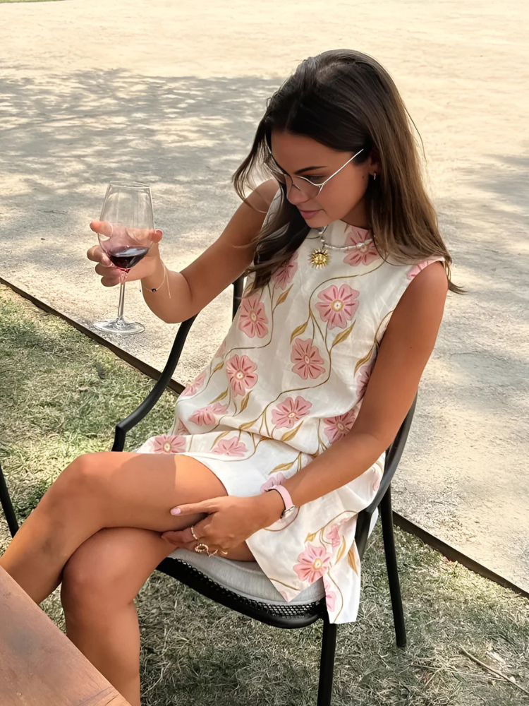 Julietta | Women’s Short Dress | Sleeveless Romantic Print