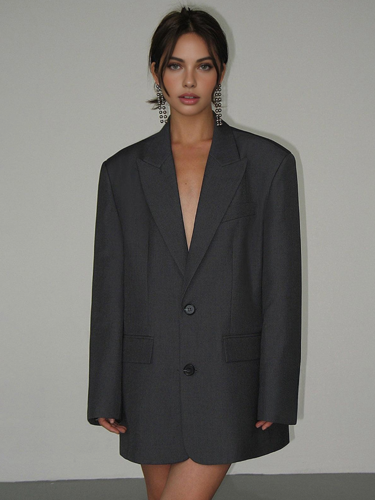 Arlienne – Women’s Longline Lapel Blazer