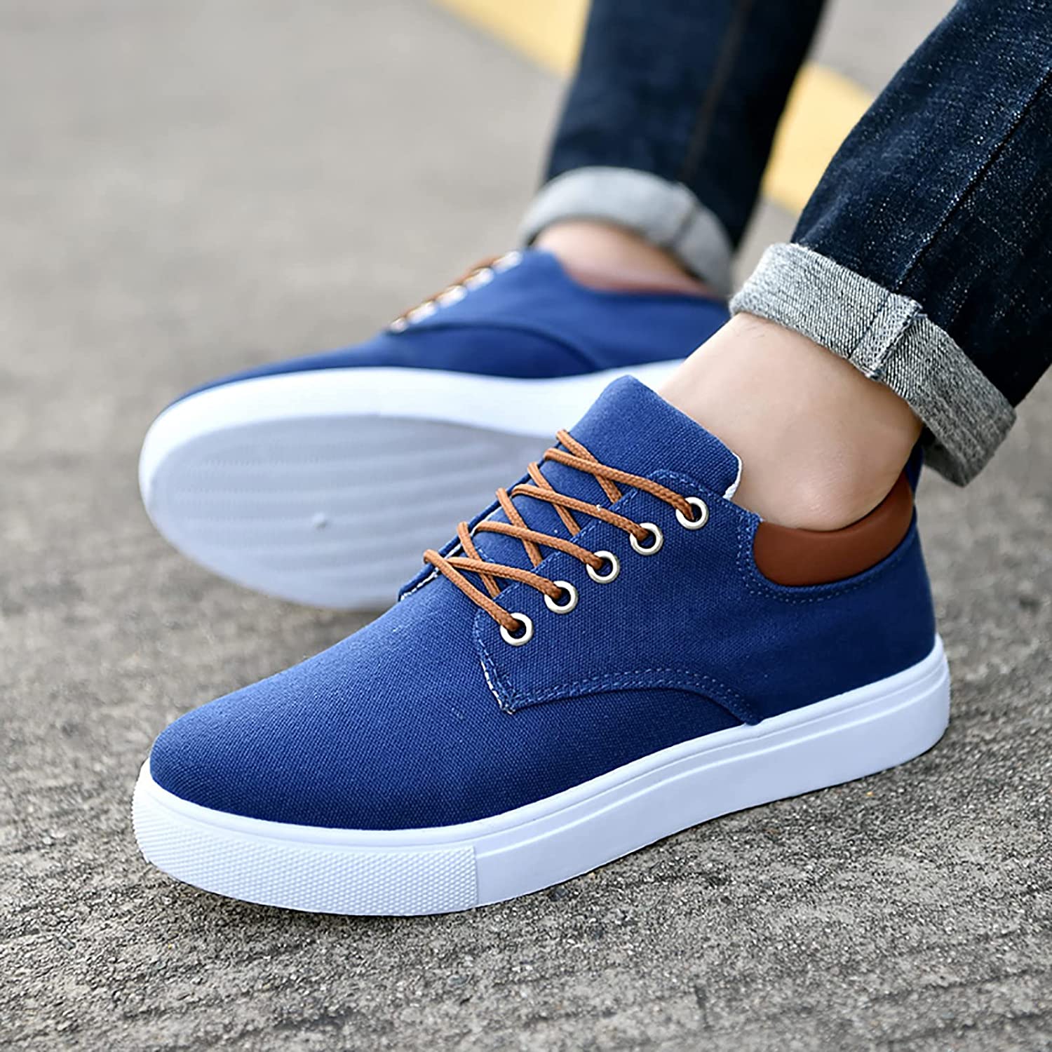 Men’s Casual Shoes - Lace-Up Design with Contrast Sole