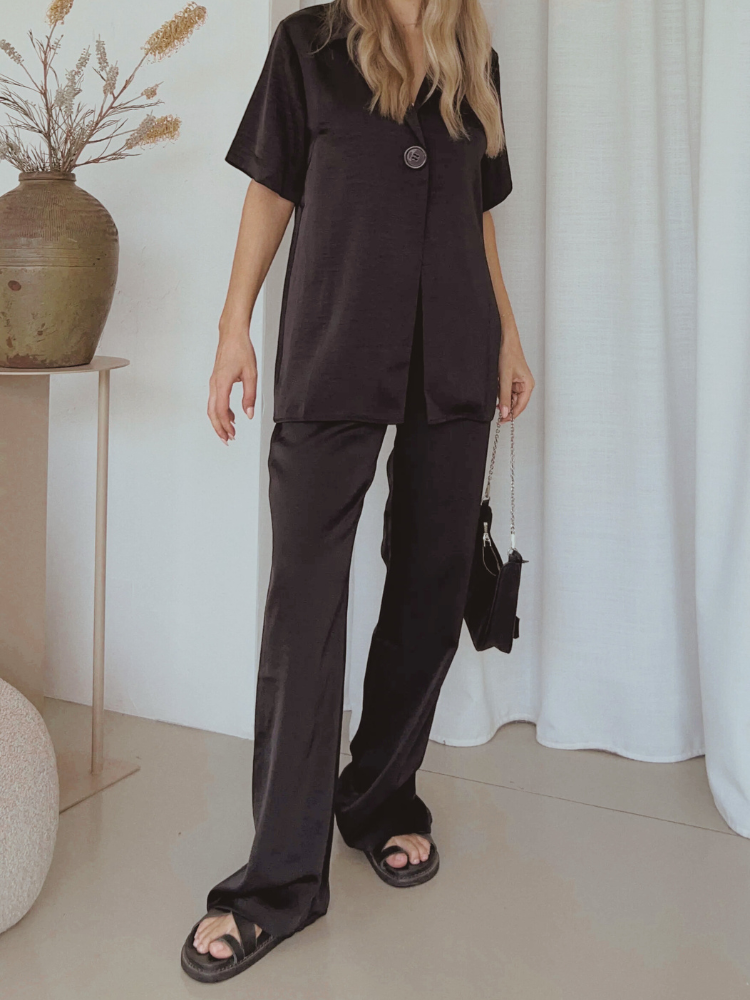 Eloise | Women’s Pants | Black Button-Front Tailored Fit