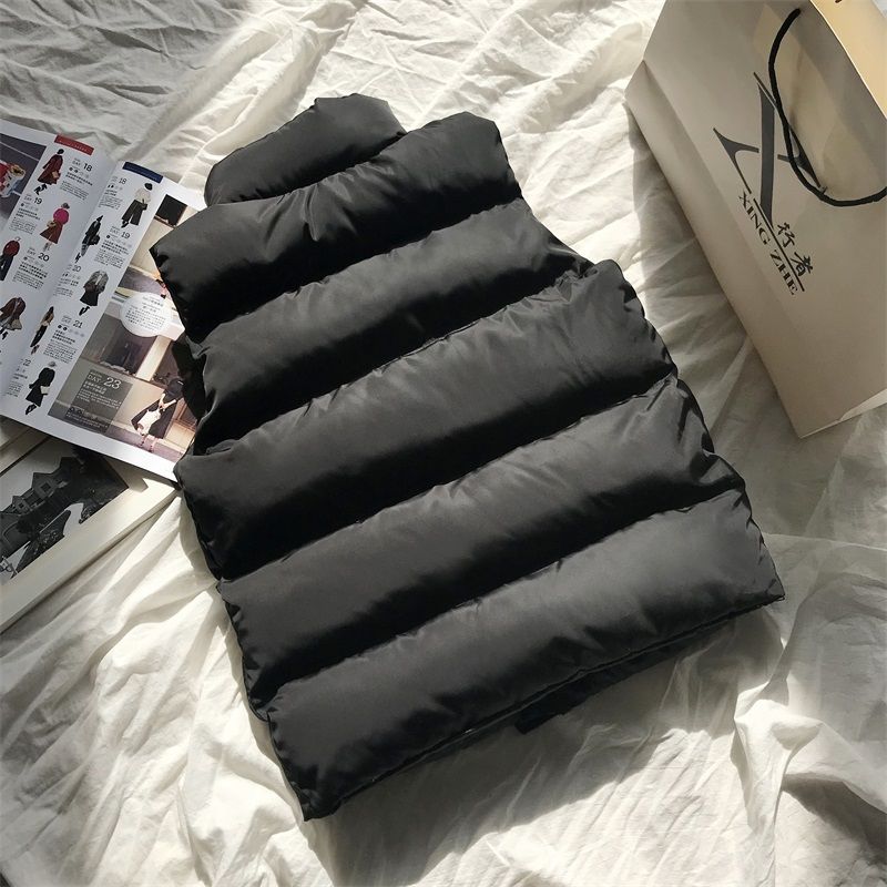 Unisex waistcoat – sleeveless outer layer