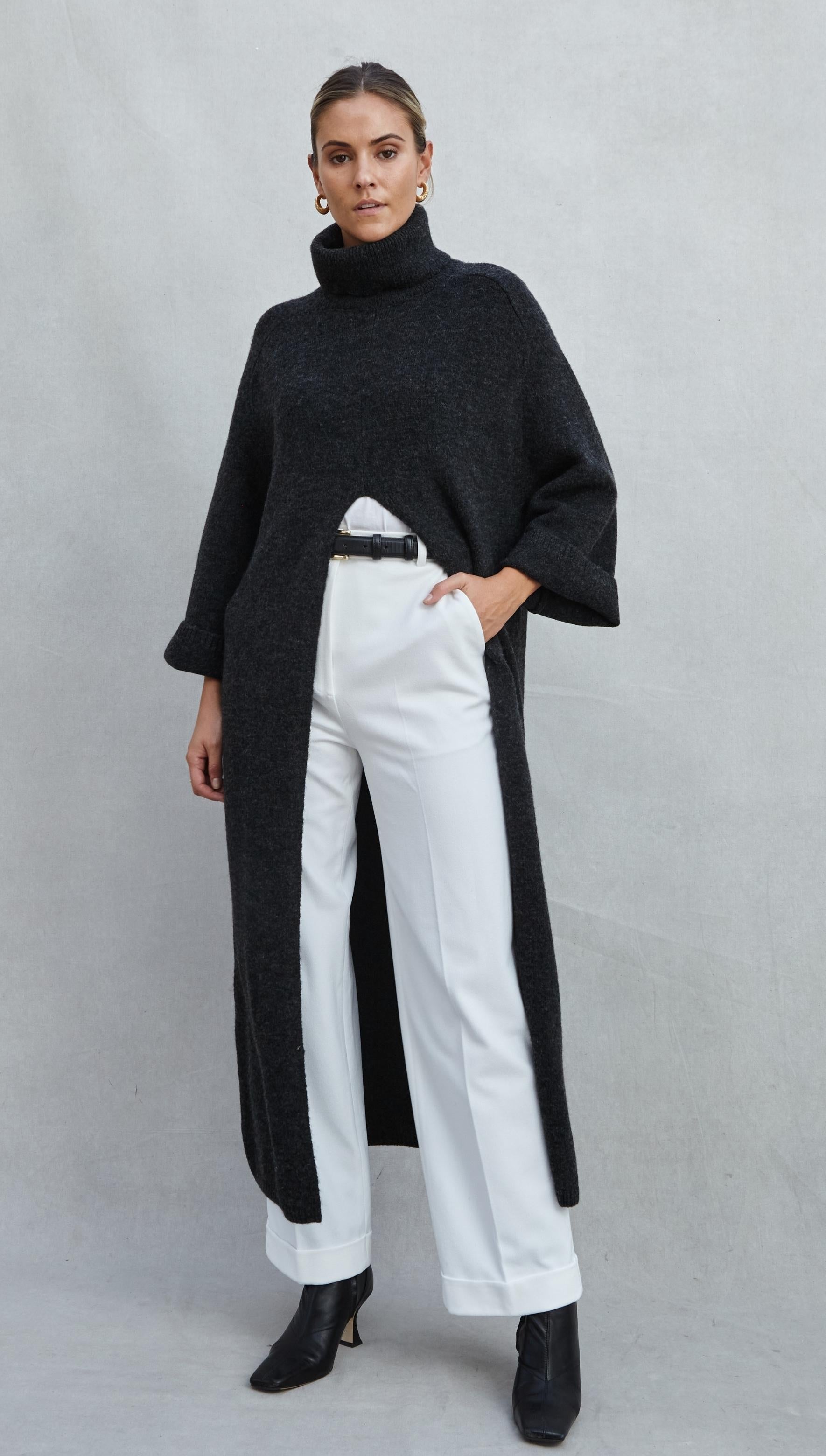 Women's cardigan dress – black pattern