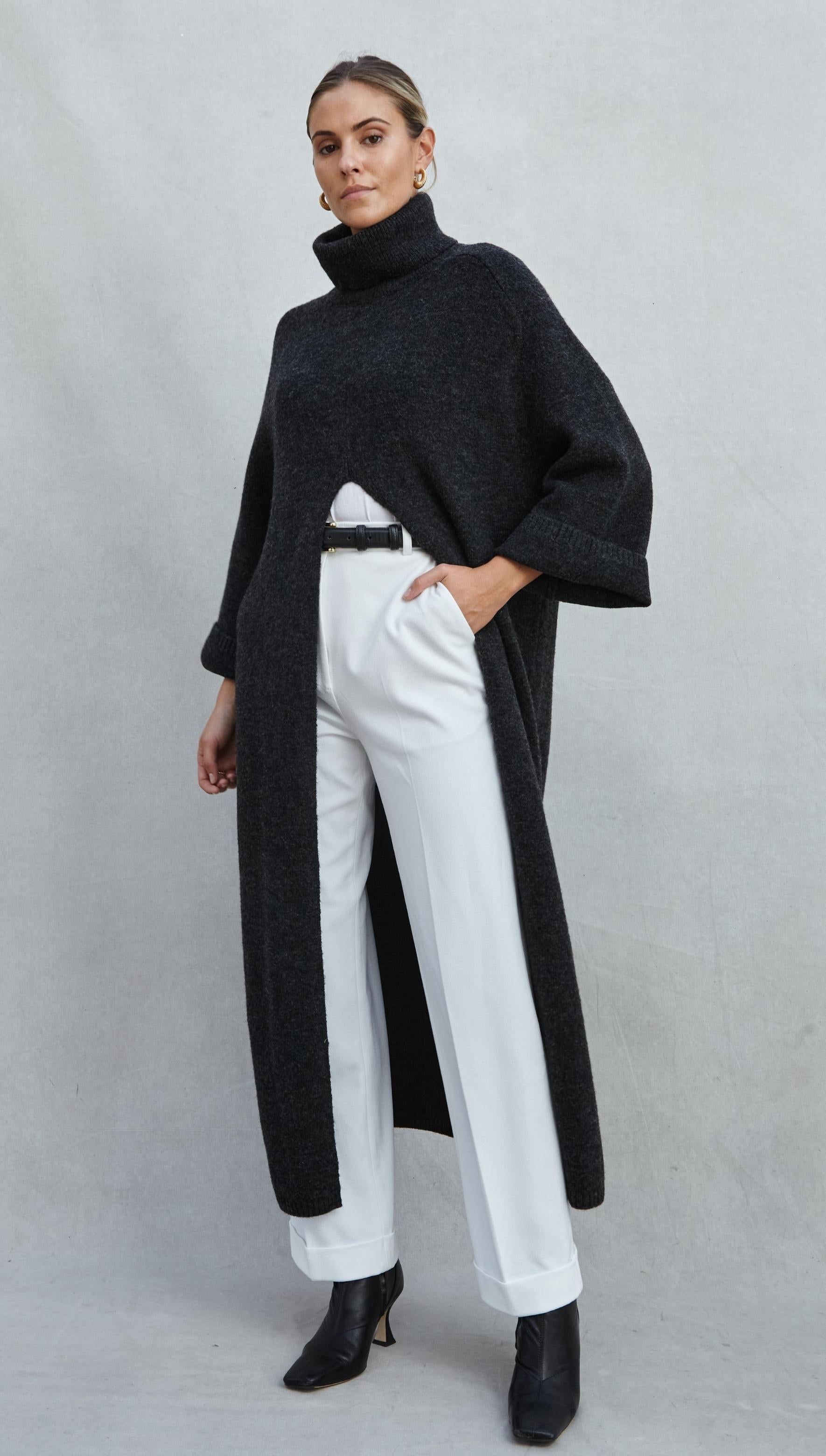 Women's cardigan dress – black pattern