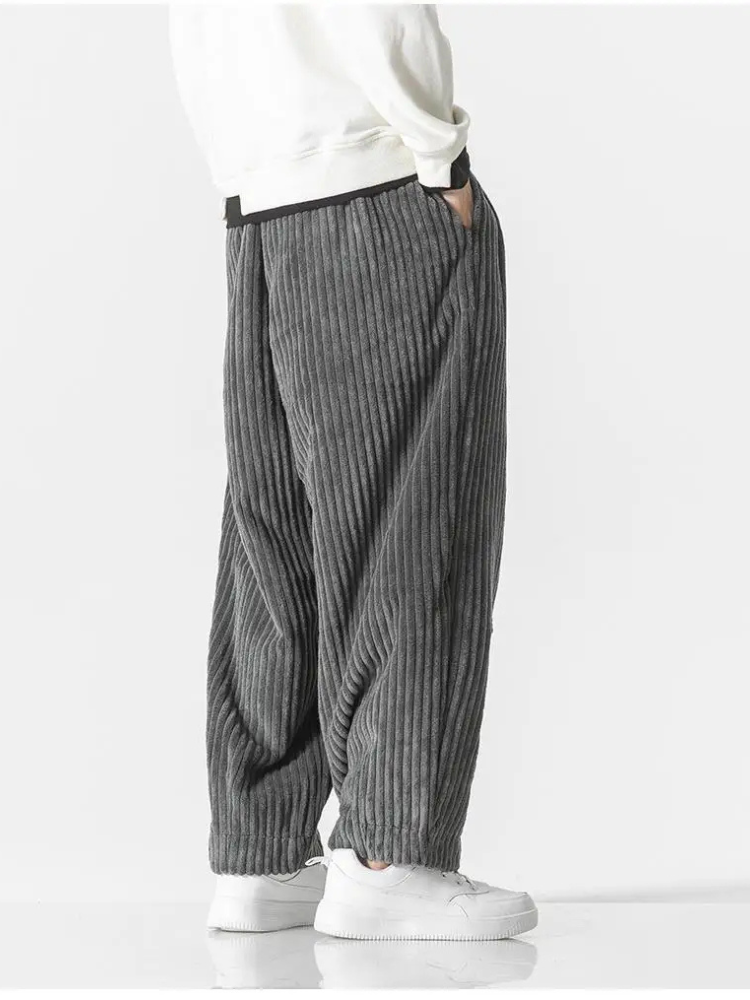Levi | Men’s Relaxed Pants | Straight Cut & Casual Fit