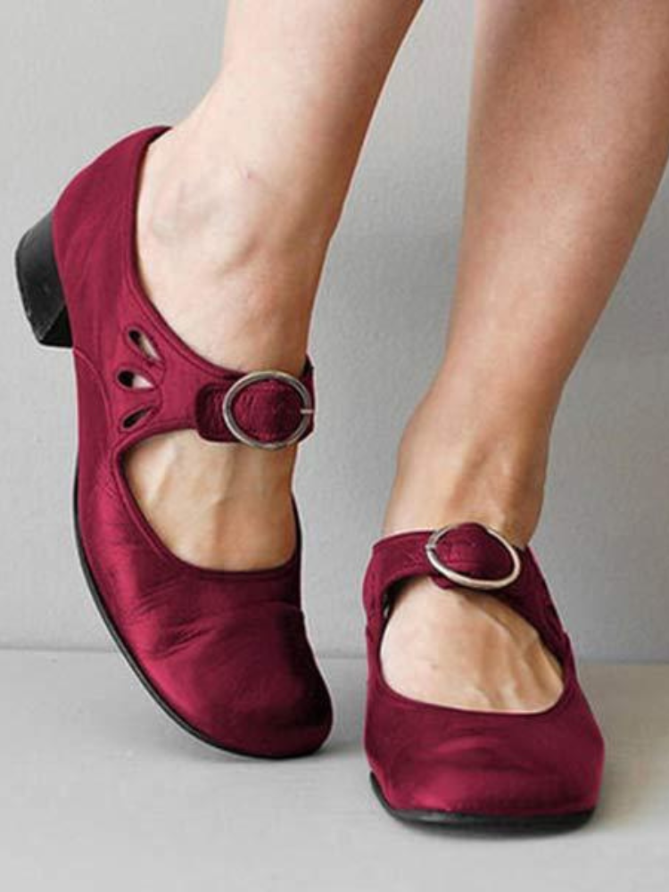 Mira | Women’s Retro Shoes | Rounded Toe