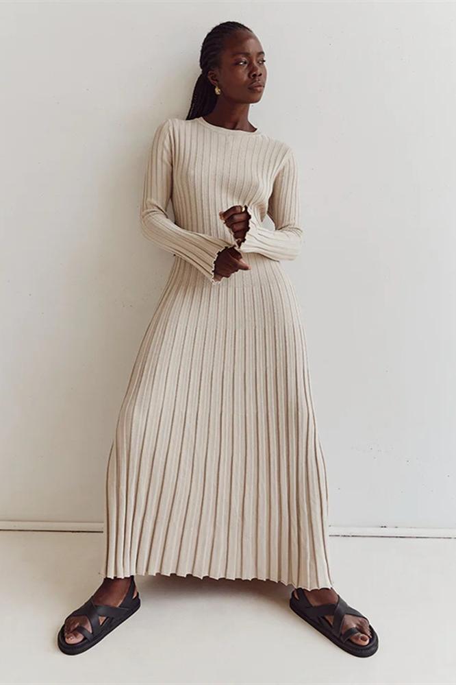 Ribbed Knit Maxi Dress | Elegant | Pleated Long Sleeve
