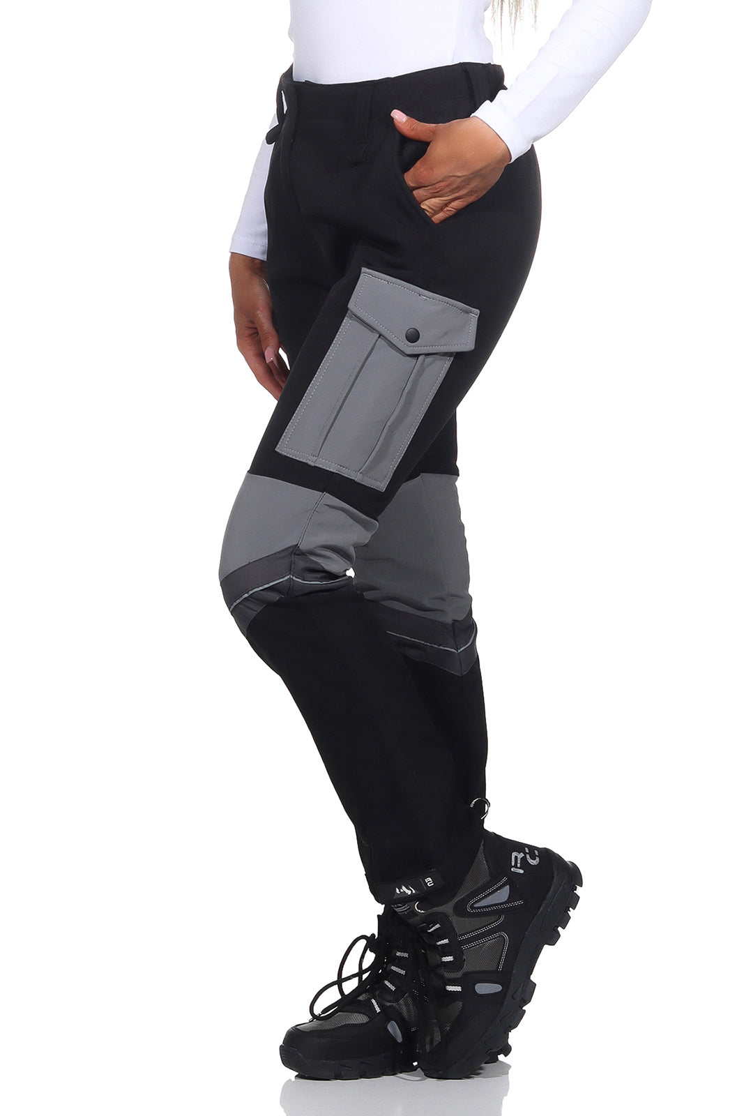 Women's Outdoor Trousers – Slim Fit with Pockets