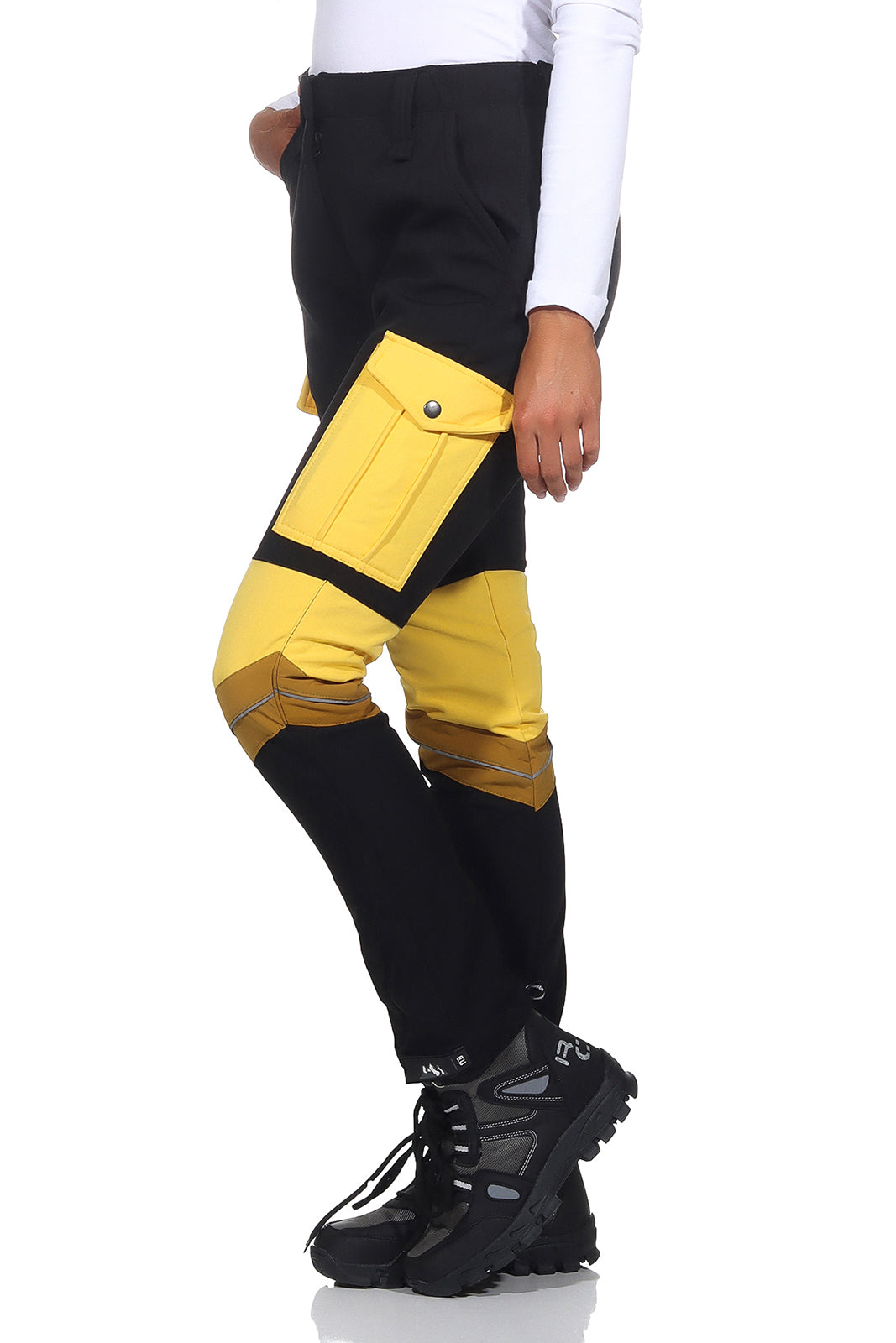 Women's Outdoor Trousers – Slim Fit with Pockets