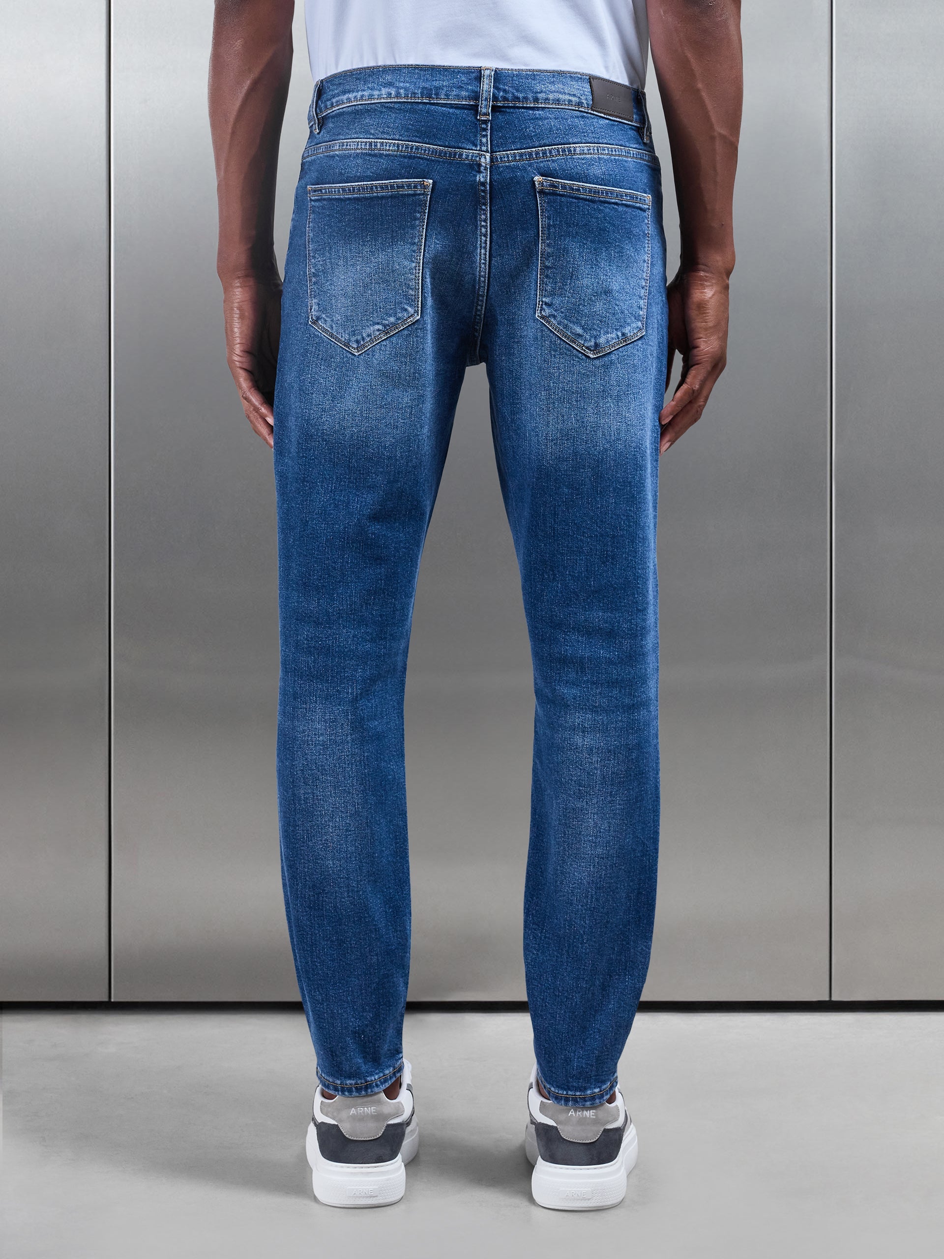 Men’s Jeans - Narrow Leg Cut Mid Blue