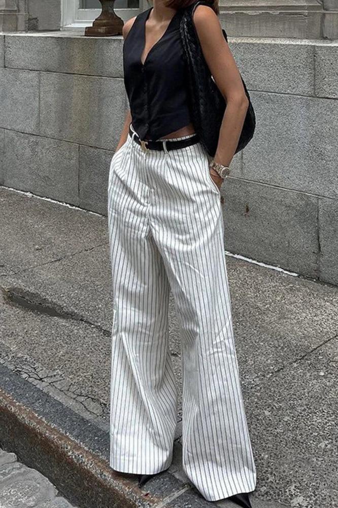 High-Waisted Wide-Leg Trousers | Chic & Versatile | Perfect for Effortless Styling