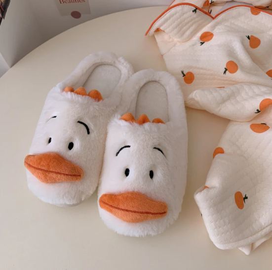 Unisex Animal Slippers – Soft Indoor Footwear