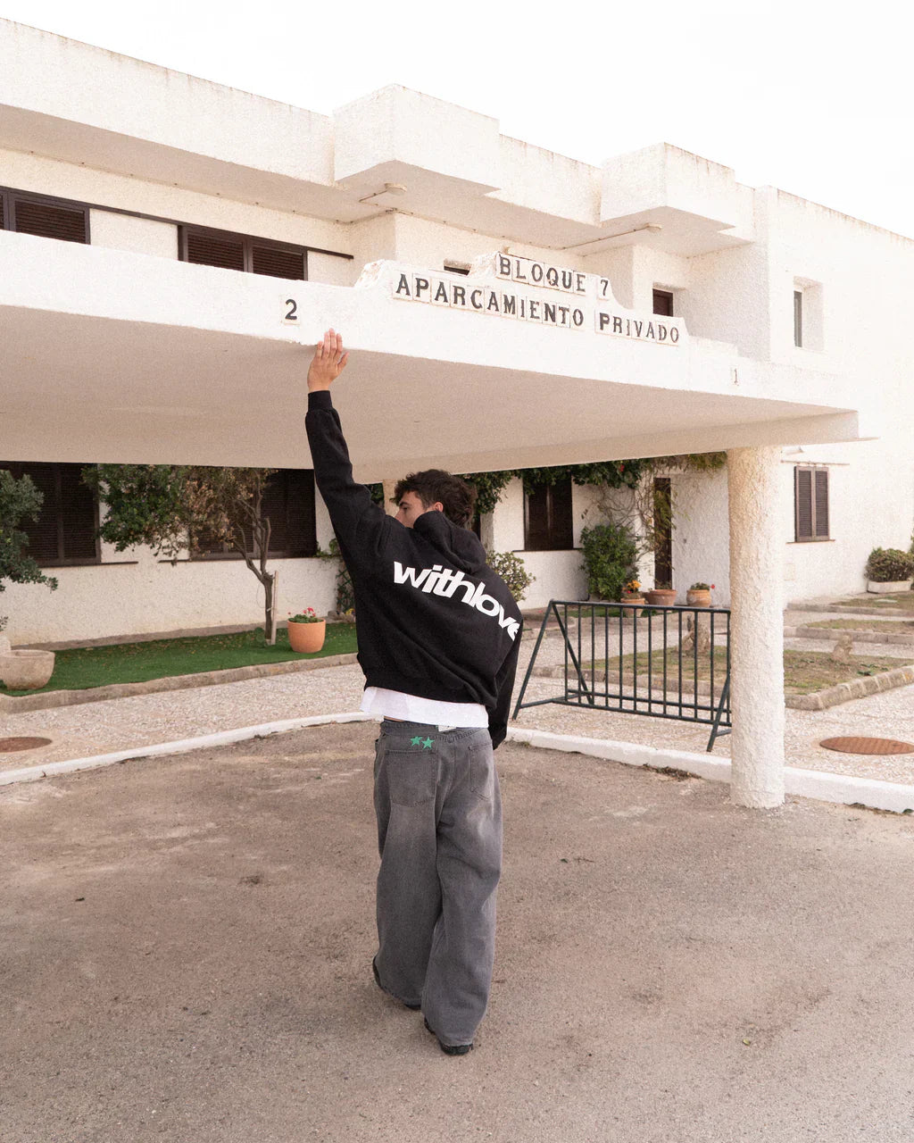 Women’s Hoodie – Casual Fit