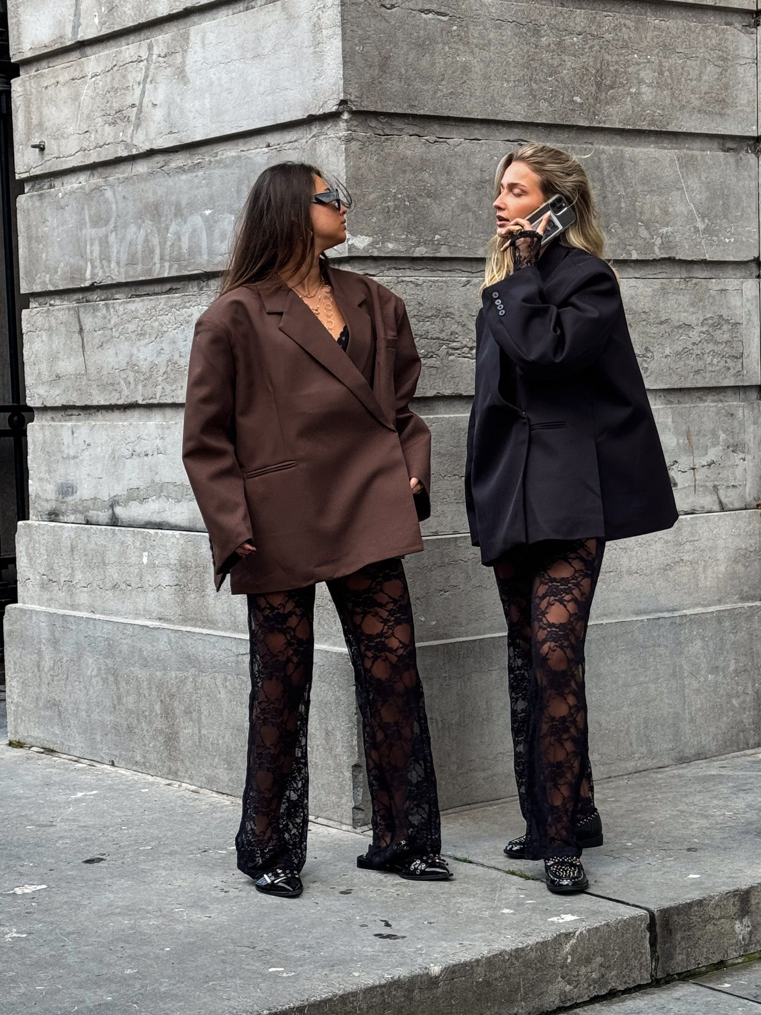 Women's Oversized Blazer – With Long Sleeves