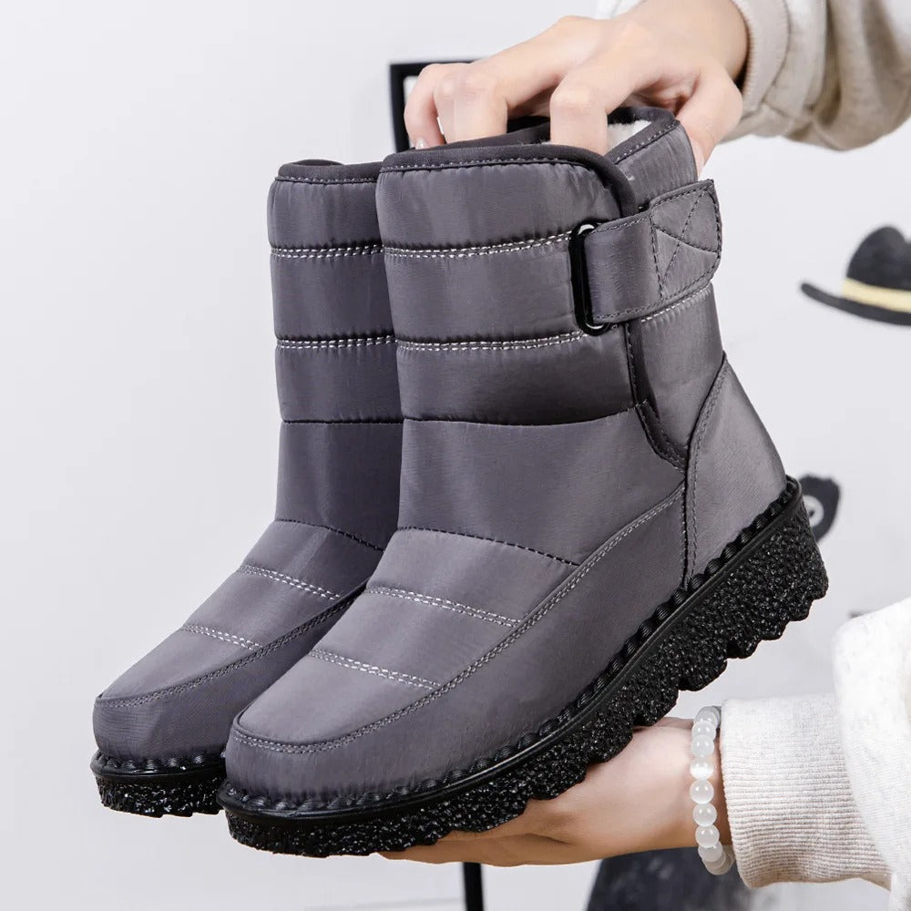 Women's snow boots – non-slip design